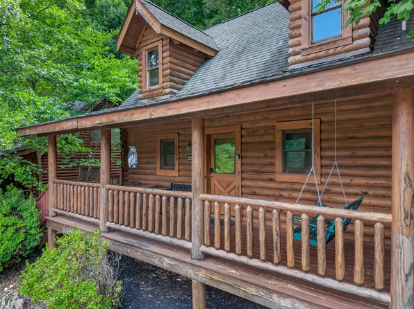 3225 Smoky Ridge Way, Sevierville, TN 37862
