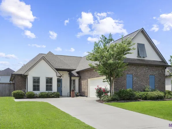 40433 Champagne Ave, Prairieville, LA 70769