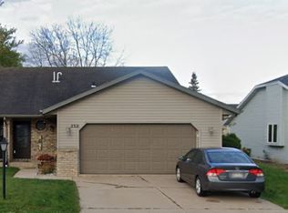 2321 N Skylark Dr, Appleton, WI 54914