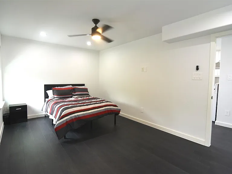 2438 Walcott Ln — Photo 8