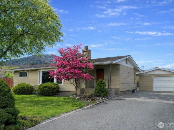 1127 Central Avenue, Oroville, WA 98844