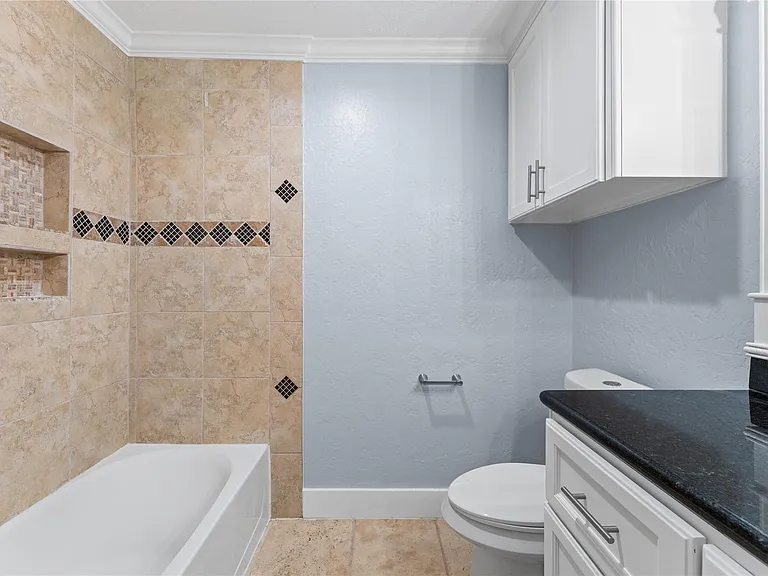 8118 Albacore Dr #7 — Photo 10