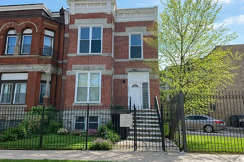 3353 W Fulton Blvd #2 Photo 1