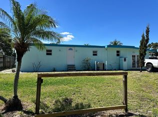 4194 Hibiscus Cir, West Palm Beach, FL 33409