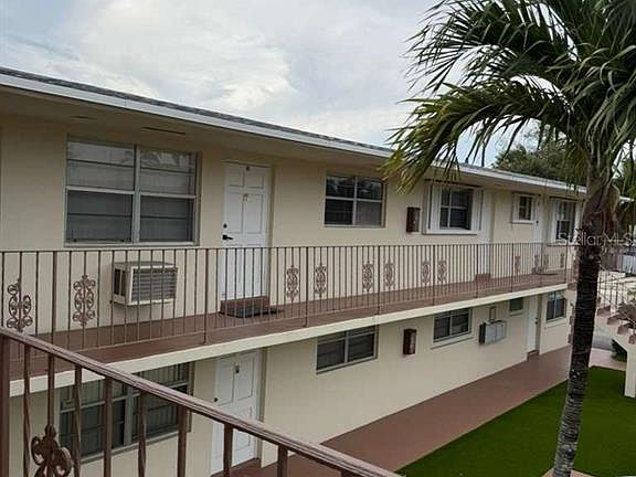 4th image of 1710 McKinley St APT 16