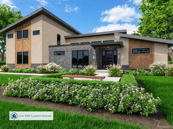 2926 Hylane Dr, Troy, MI 48098