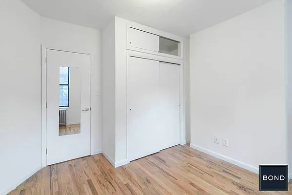 Rented by Bond New York | media 4