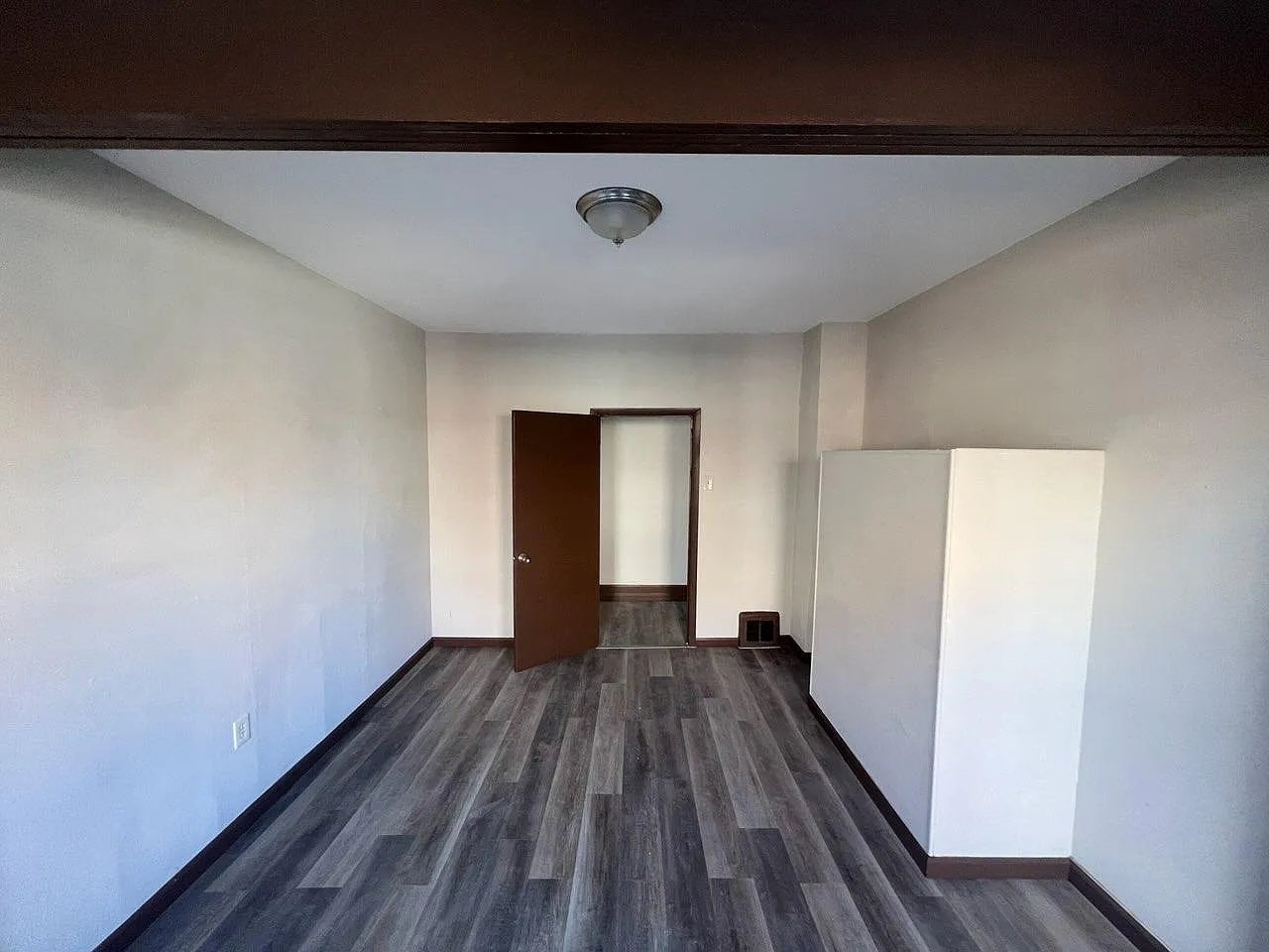2 bed, 850 sqft, $800 — Photo 3
