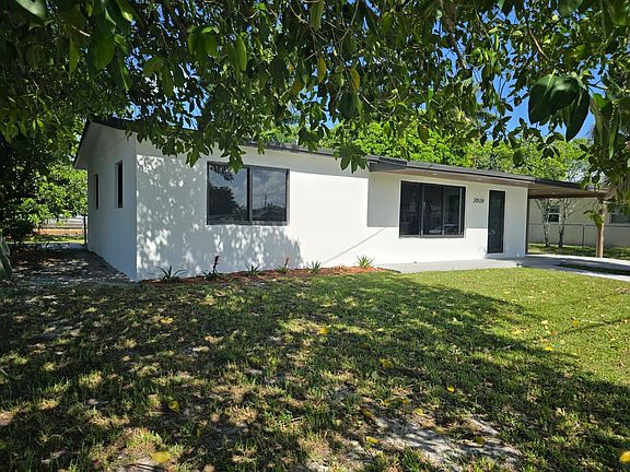 4th image of 20520 NW 26TH Court