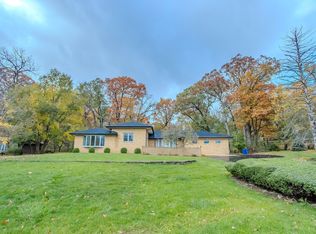 11632 S Highwood Dr, Palos Park, IL 60464