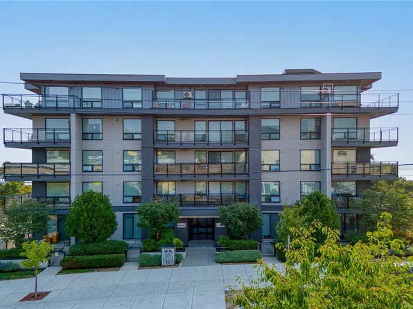 119 Haliburton St #503, Nanaimo, BC V9R 4V9