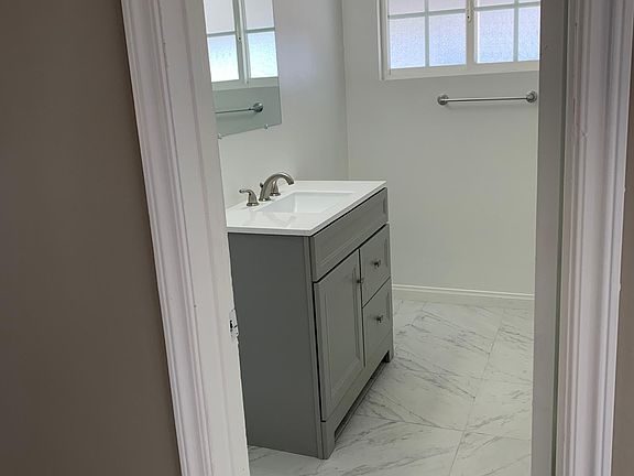 3rd image of 6240-42 Adobe Dr