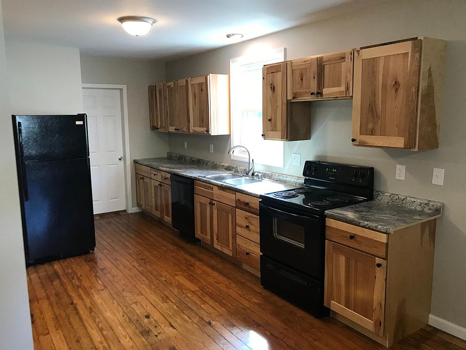 2nd image of 201 Center St #1