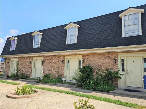 613 Farmington Pl #A-d, Gretna, LA 70056