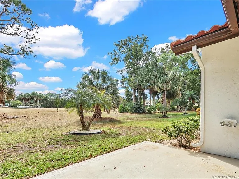 4004 SW Osprey Creek Way — Photo 33