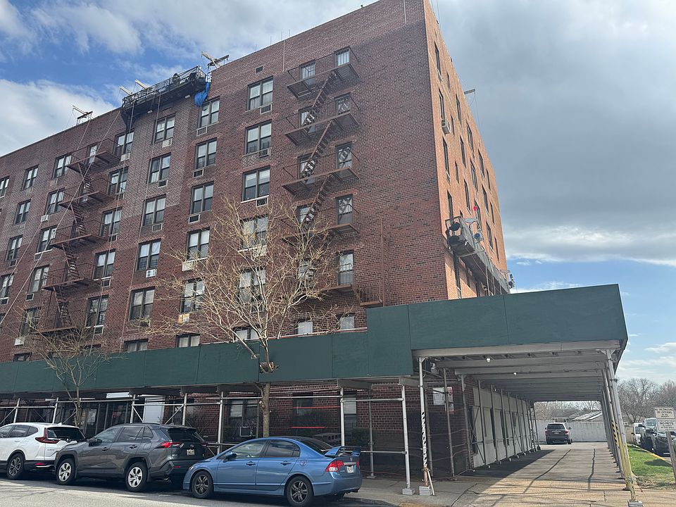 2nd image of 15272 Melbourne Ave #1