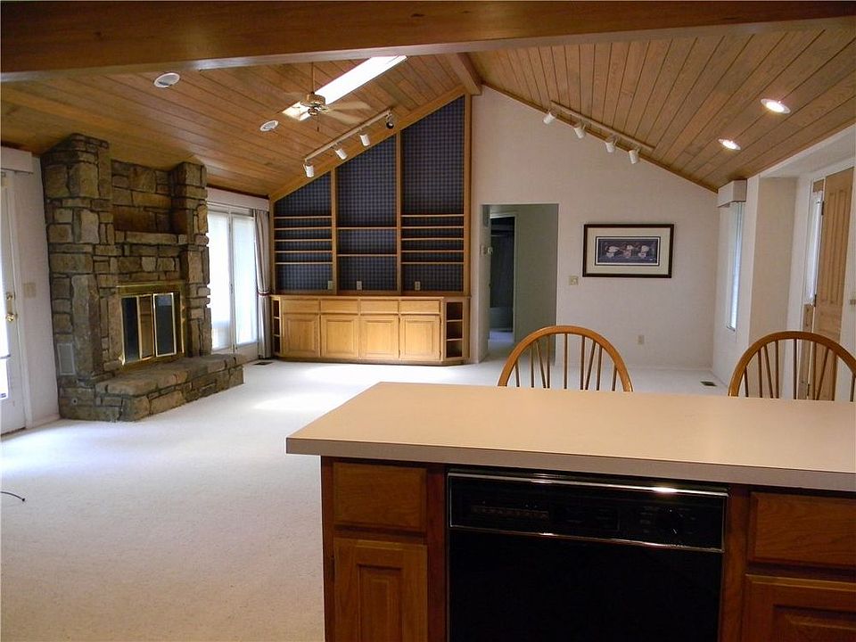 1st image of 51 Huskins Cir