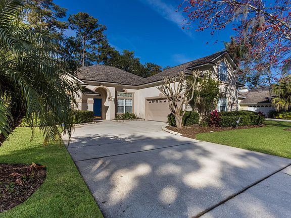 3rd image of 157 Bouganvilla Dr
