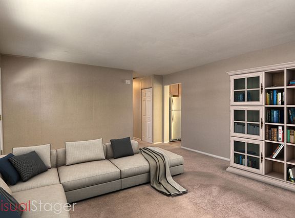 3rd image of 110 N Braintree Dr