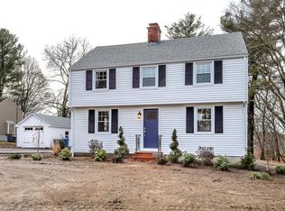 10 Flagstaff Hill Ter, Canton, MA 02021