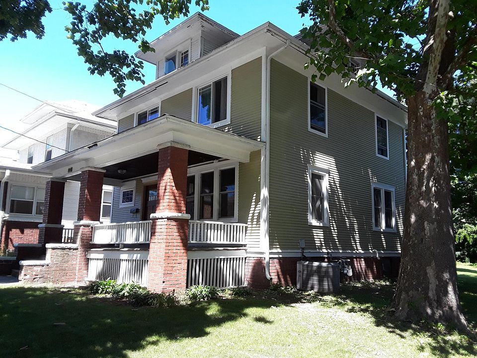 1st image of 326 S Highland Ave