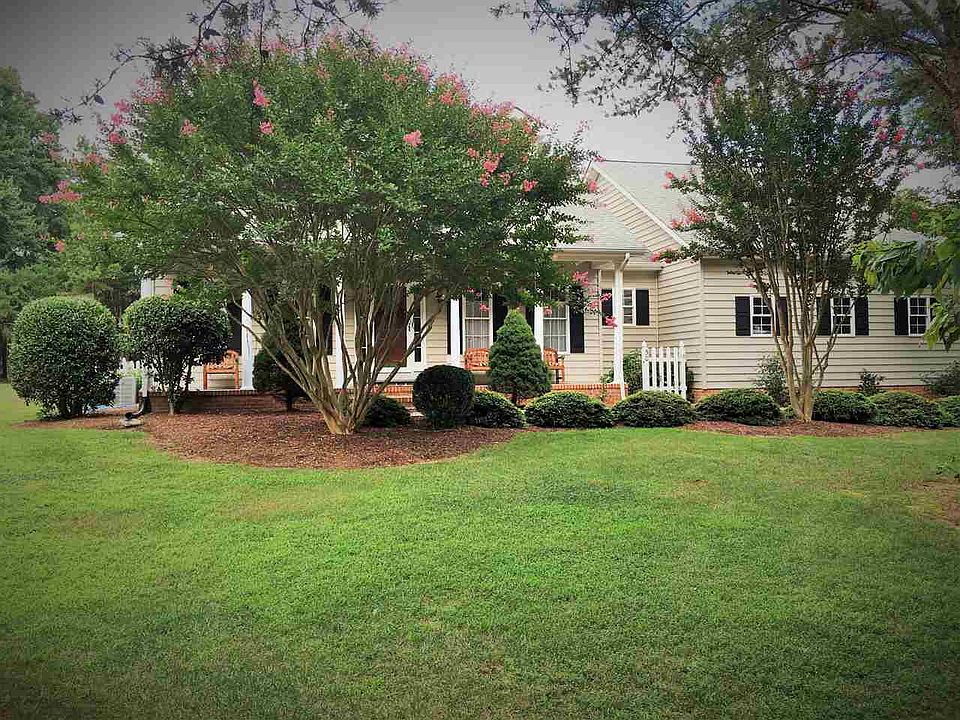 1st image of 30 Acre Ln
