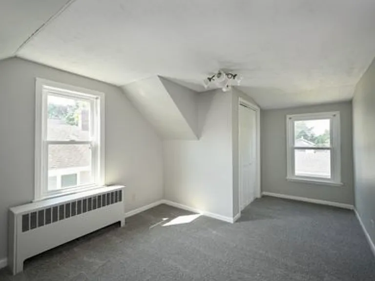 108 S Craig Pl — Photo 5