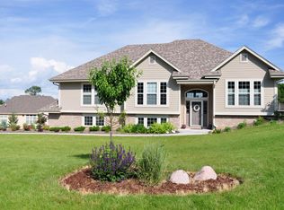 W271N2445 Orchard Ln, Pewaukee, WI 53072