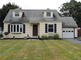 103 Castle Rd, North Syracuse, NY 13212