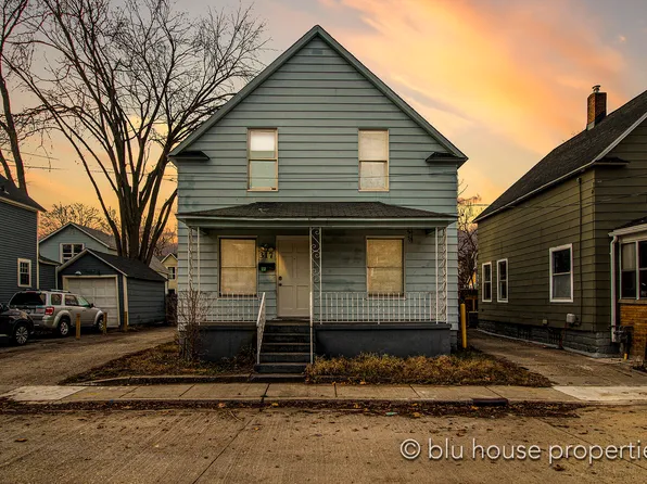 317 Robey Pl SE, Grand Rapids, MI 49506
