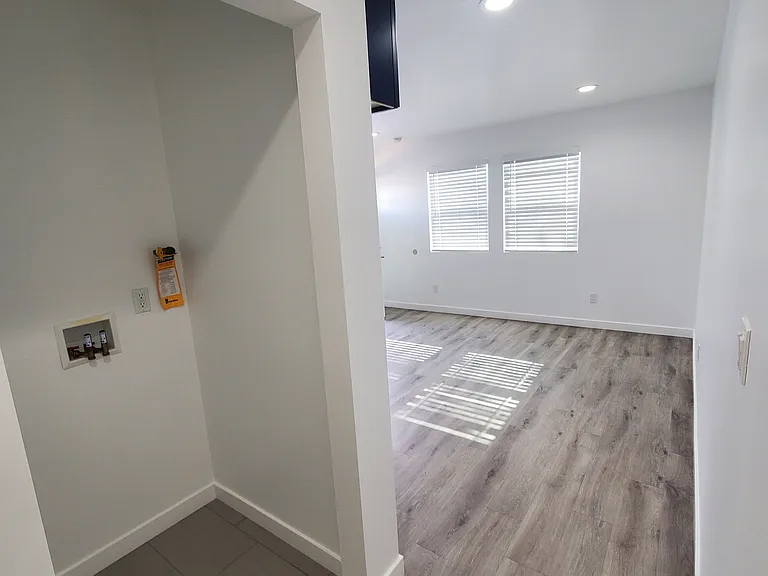 8000 Alix Ave #1/2 — Photo 7