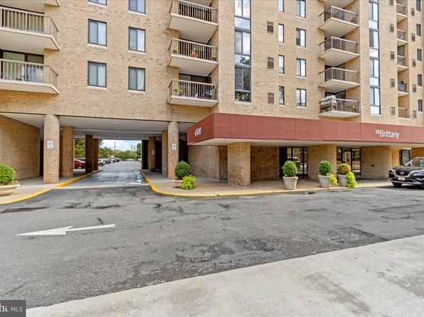 4500 S Four Mile Run Dr APT 807