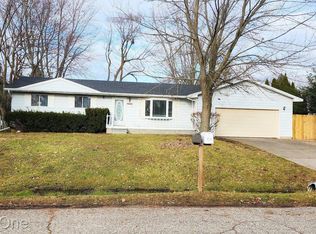 1726 Carriage Ln, Lapeer, MI