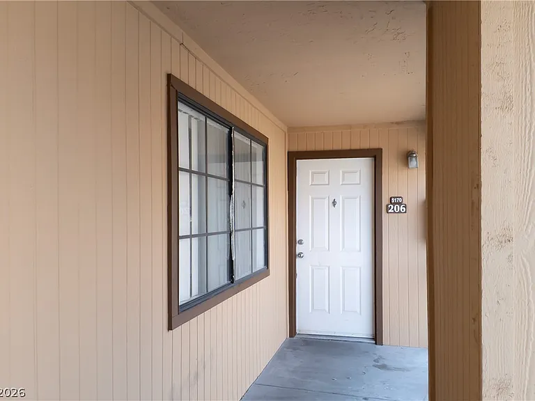 5170 S Jones Blvd #206 — Photo 18