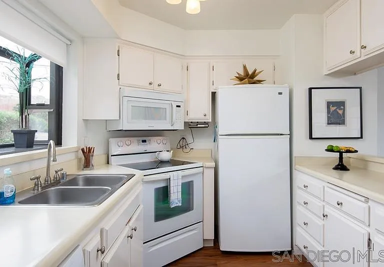 3955 Wabaska Dr #6 — Photo 5