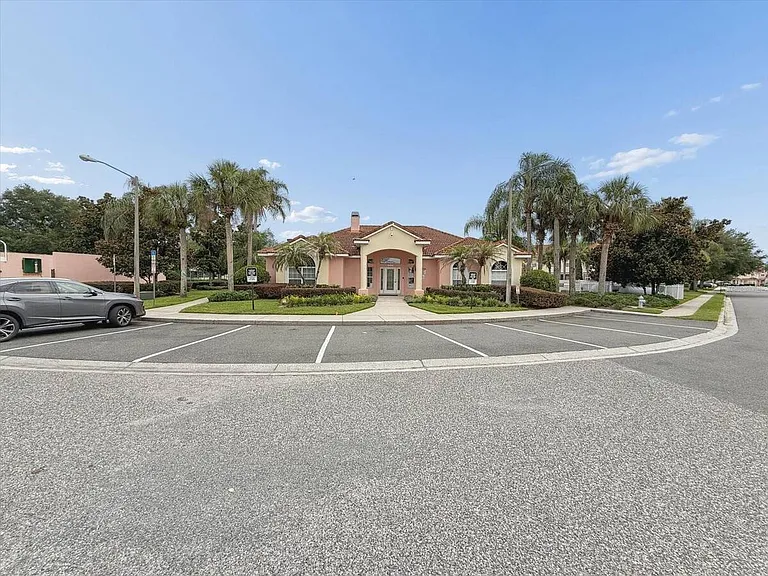 1302 S Beach Cir — Photo 37