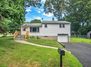102 Thelma Irene Dr, North Kingstown, RI 02852