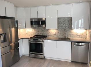 860 Acalanes Rd #A, Lafayette, CA 94549