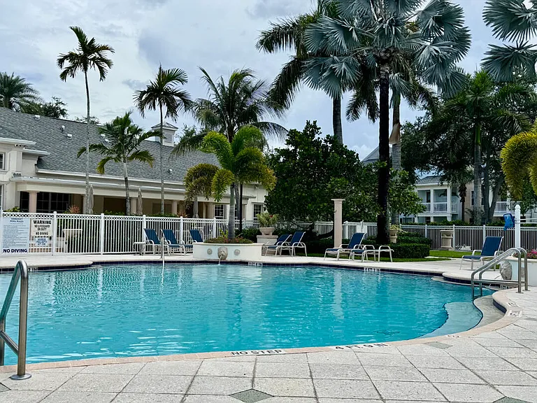 276 Murcia Dr #111 — Photo 28