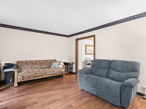 4th image of 2926 Brooktree Ct
