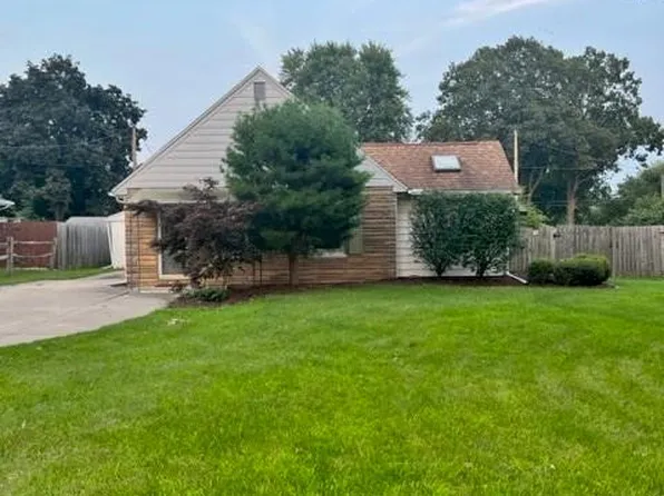 5858 Recamper Dr, Toledo, OH 43613