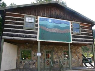 8047 S Main St, Helen, GA 30545