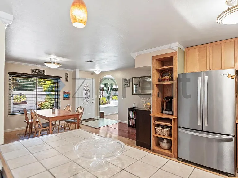 7525 Hazelnut Dr — Photo 18