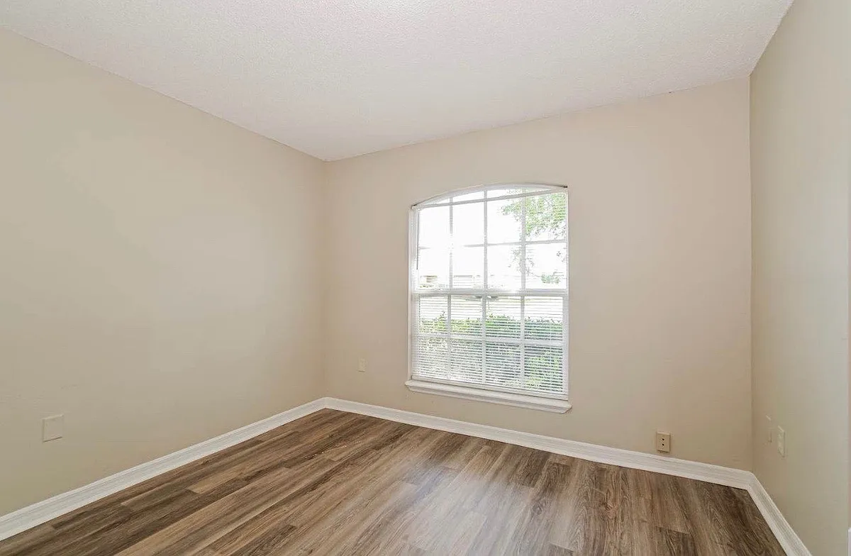 Building Photo - 630 Mercado Ct