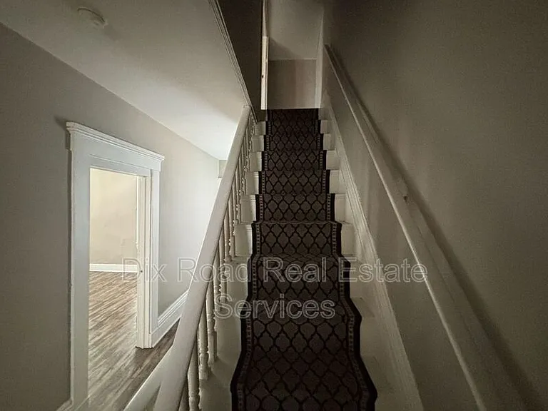 545 Rockdale Ave #2 — Photo 21