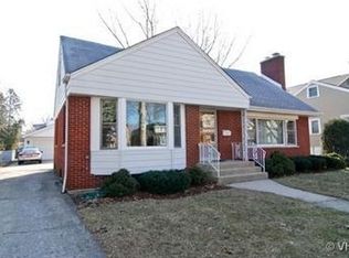 3629 Raymond Ave, Brookfield, IL 60513