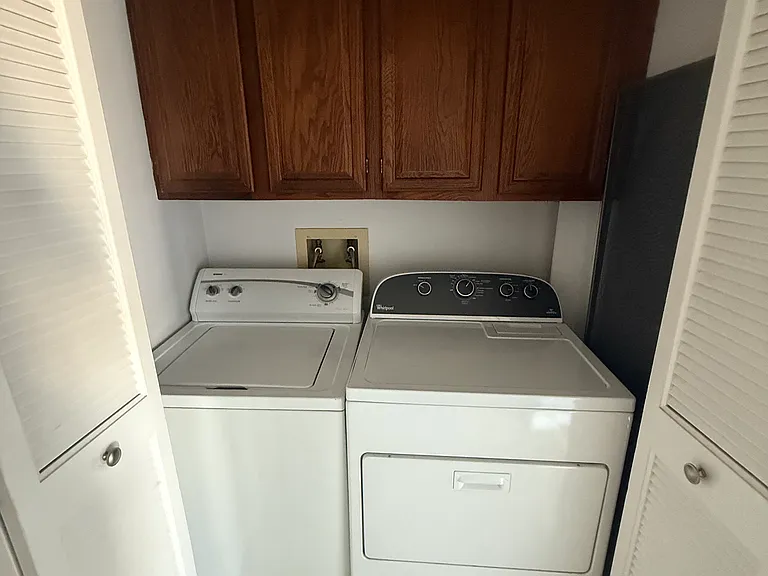 32 Coopers Aly — Photo 6