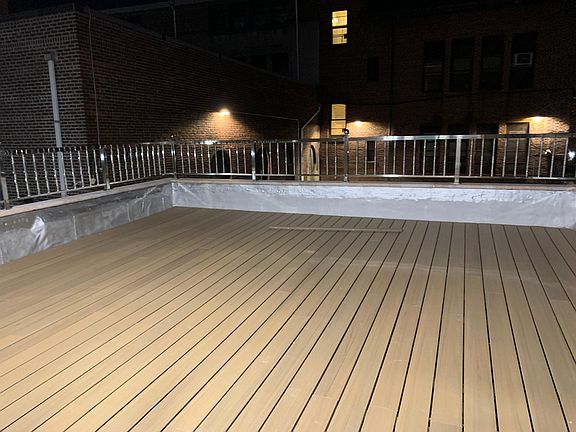 2nd image of 2864 W 17th St #1F