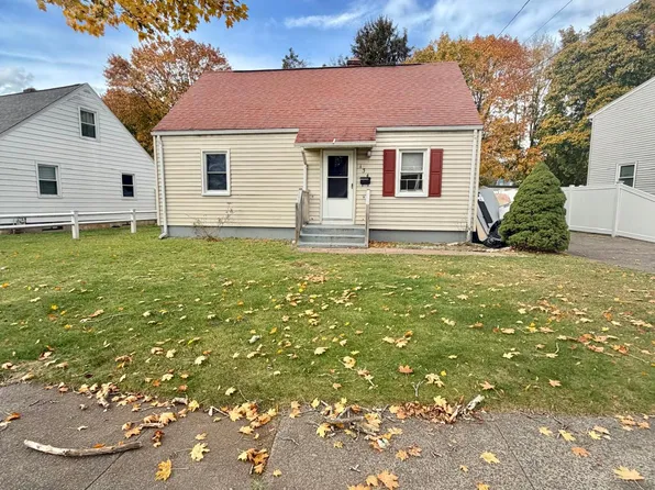 134 W Side Dr #32, Hamden, CT 06514