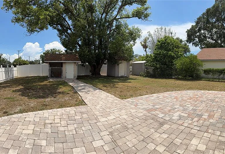 702 W Peninsular St — Photo 22